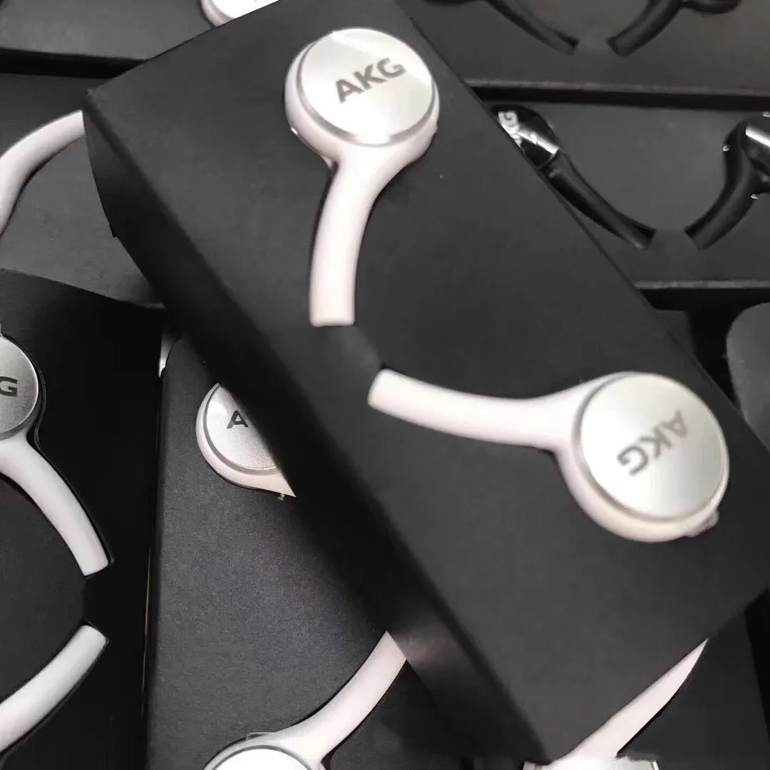 AKG Headphones for Samsung Galaxy S10+