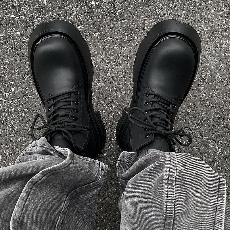 Chunky Black Boots Outfit