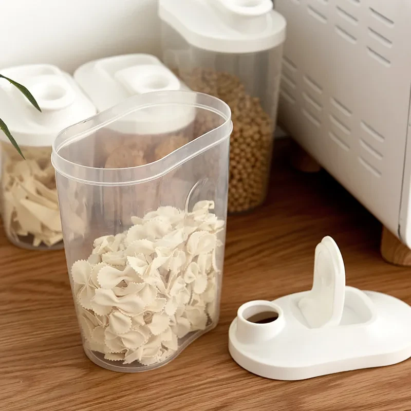 Transparent Plastic Storage Tank With Cover