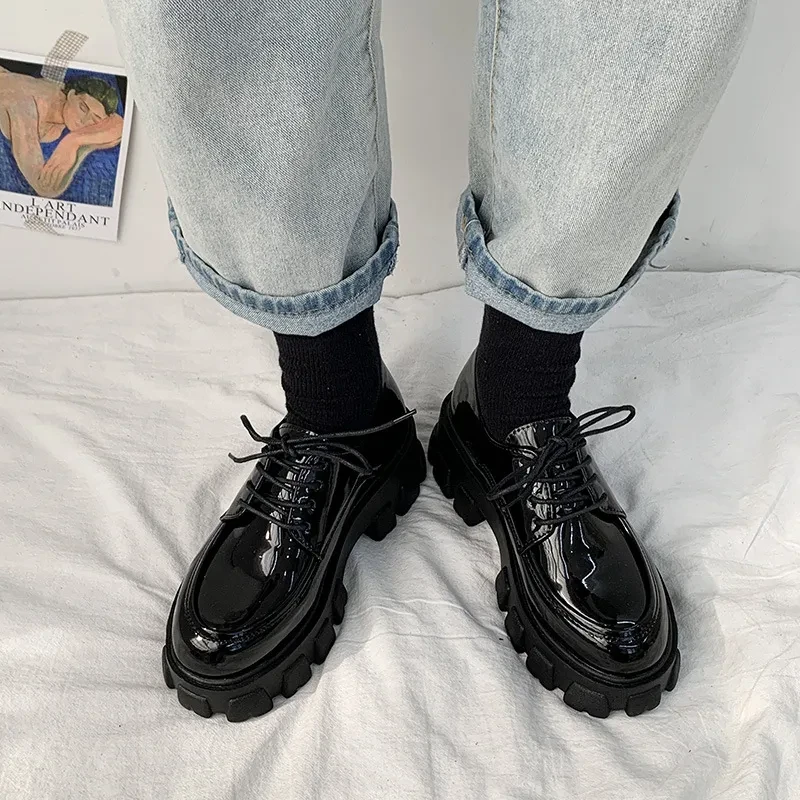 Black Shoes