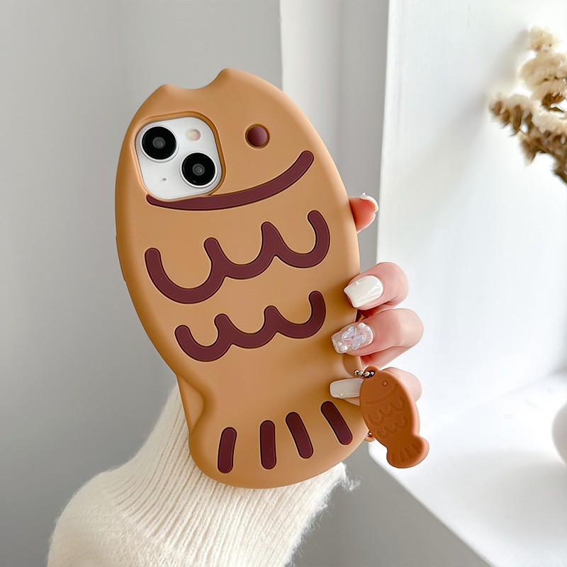 12 Cute Three-dimensional Taiyaki Silicone Phone Case