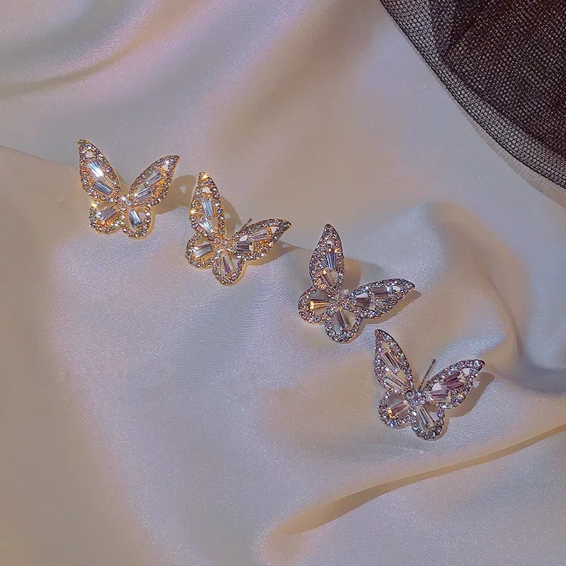simple silver stud earrings