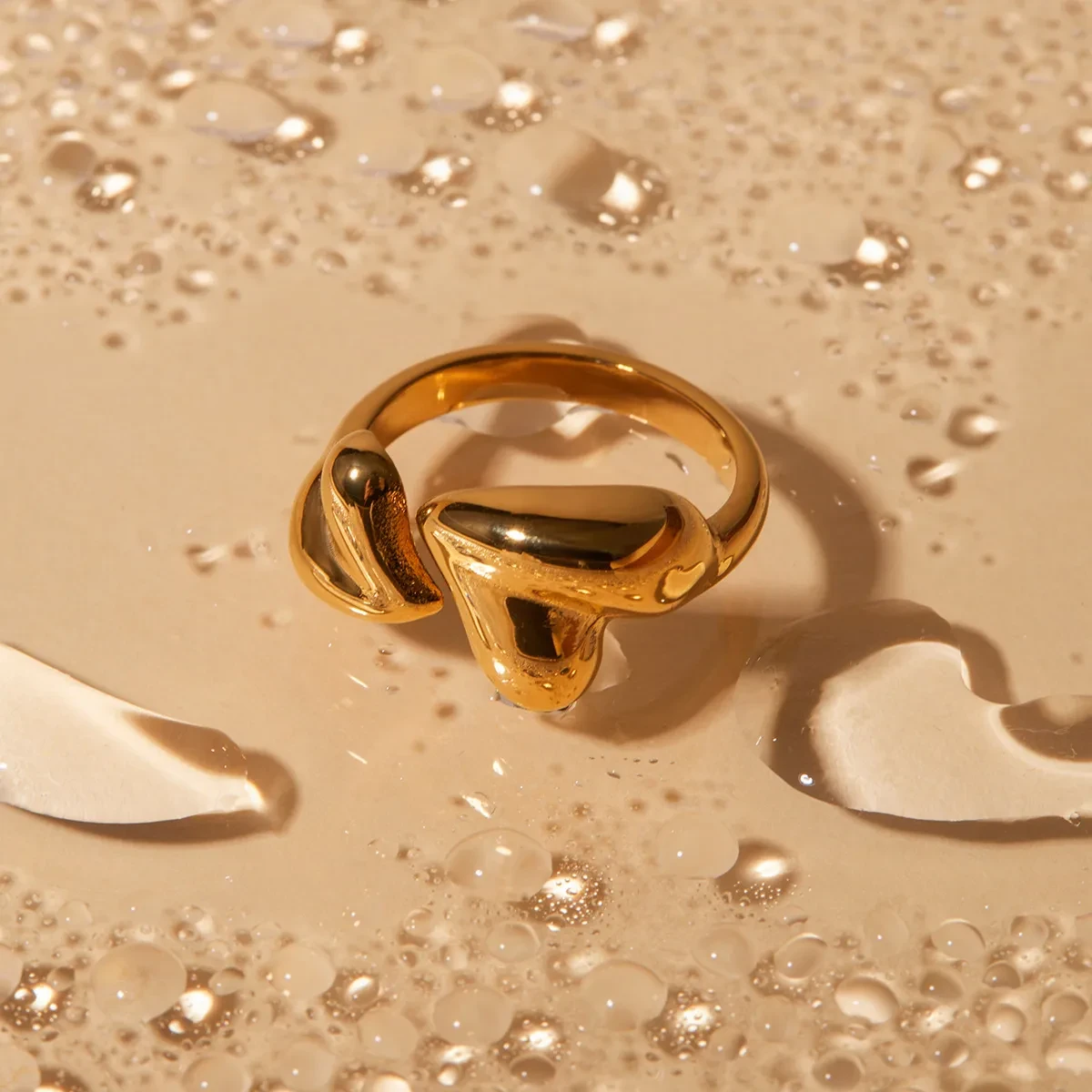Open Rings Golden