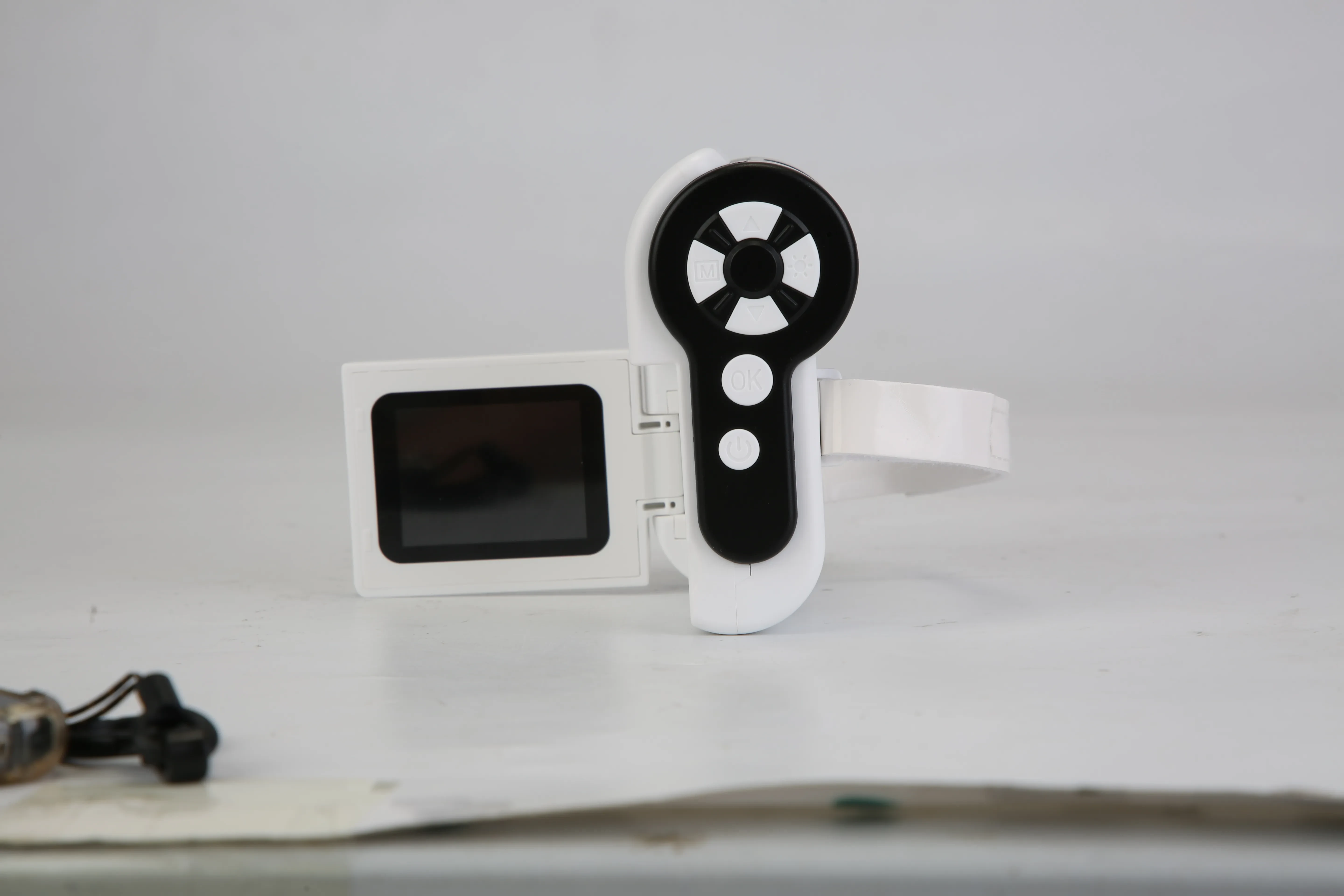 1Pc 3 In 1 Kids Microscope Telescope Camera 1,000X Handheld USB Mini Microscope With LED Light 6 Sample Slides 32G MMC Card For Boys Girls Aged 6 Years Old
