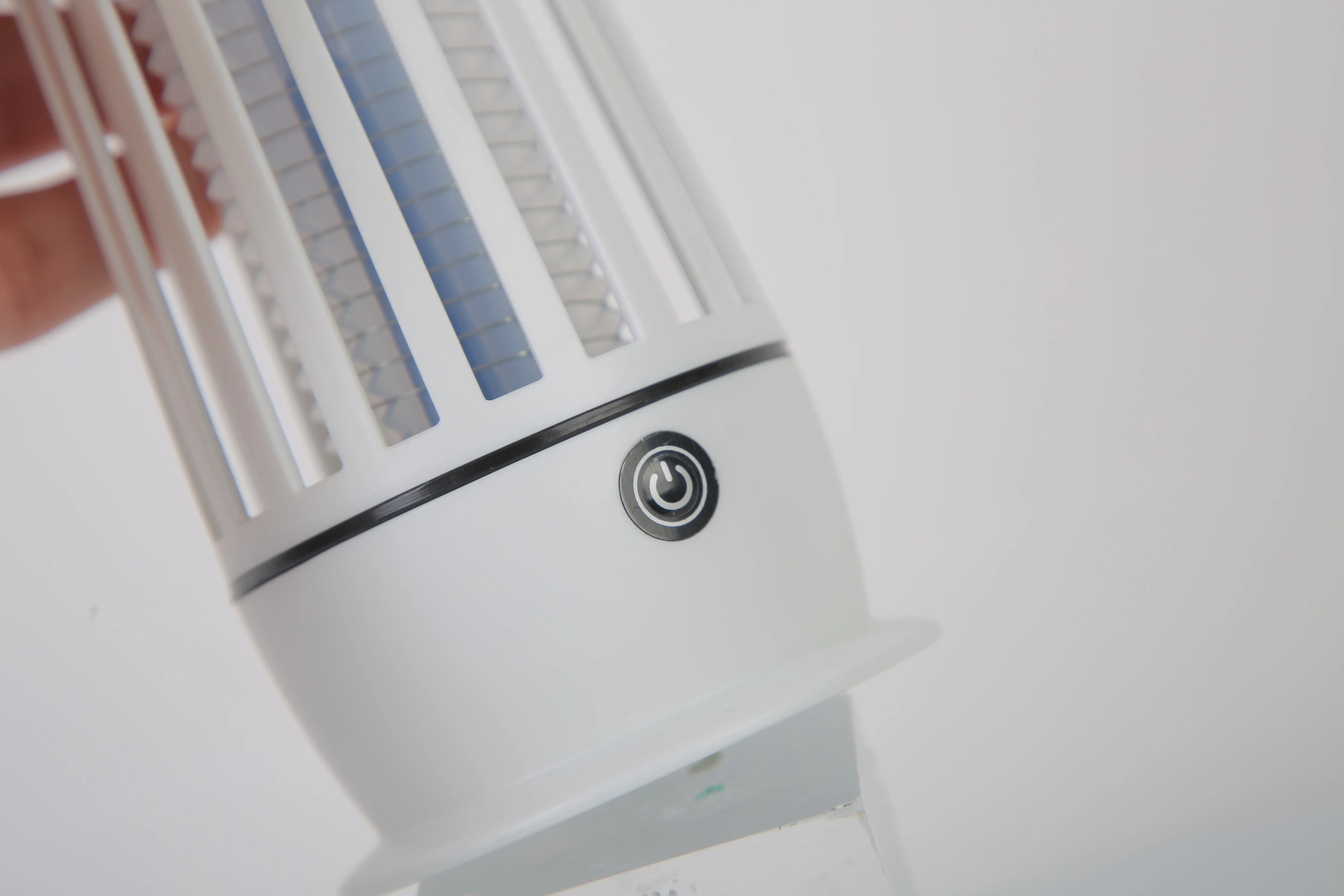 1Pc Rechargeable Mosquito Killer Lamp Bug Zapper With Night Light Strap Mosquito Catcher With Max 1615Square Feet Range UV Light For Indoor Outdoor