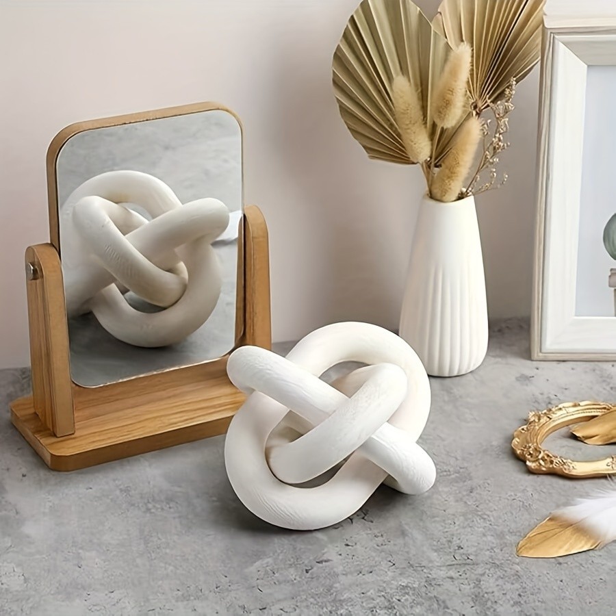 YUMIPLUS Hand-Carved Wooden Chain Sculpture Modern Farmhouse & Boho Rustic Decor for Indoor & Outdoor Spaces