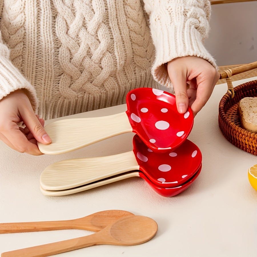 YUMIPLUS Ceramic Mushroom Spoon Rest High-Temperature Resistant, Cute & Exquisite Spoon Plate for Kitchen or Housewarming Gifts
