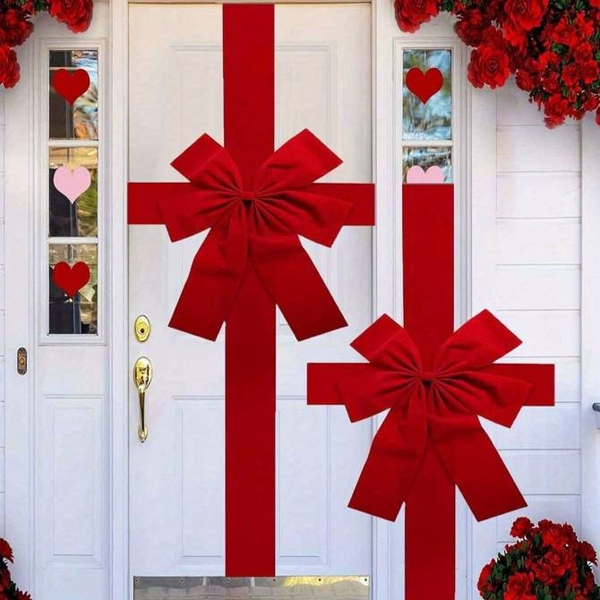Large Elegant Red Christmas Bow Classic 3D Holiday Ribbon Dcor