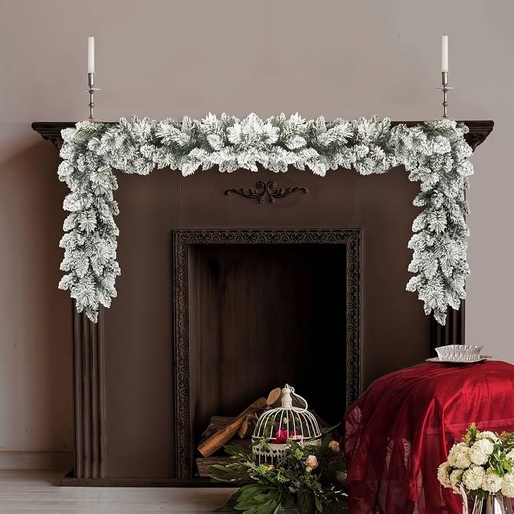 NLDD 274.32cm Christmas Garland with Pine Cones & Red Berries  Realistic Artificial Holiday Decoration