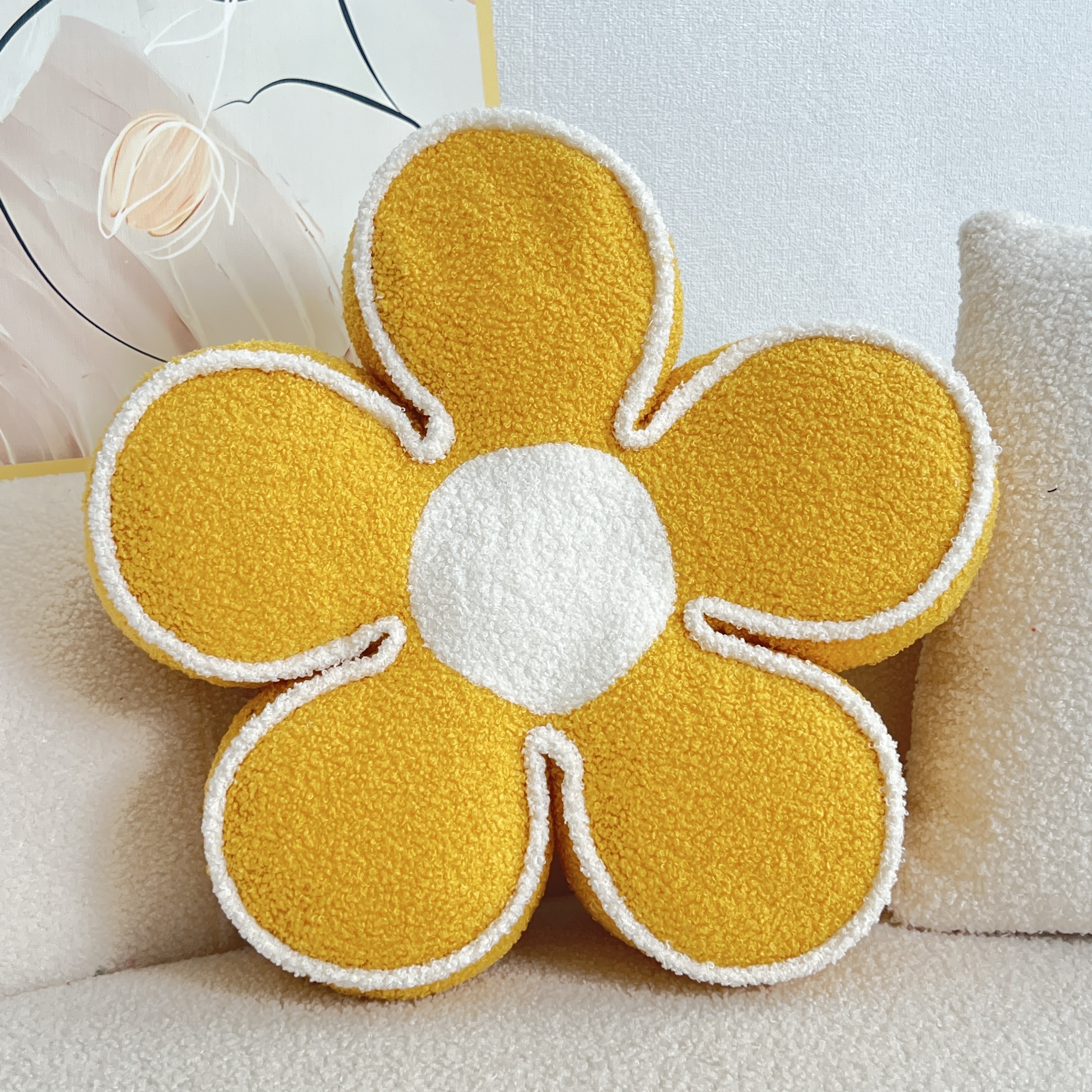 YLBKIKR Chic Geometric Flower Throw Pillow Soft and Washable Cushion for Bed and Sofa Decor