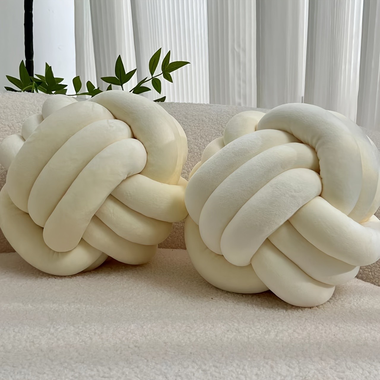 YLBKIKR 2pcs Round Knotted Throw Pillows Plush Geometric Pattern Cushions for Comfortable and Stylish Home Decor