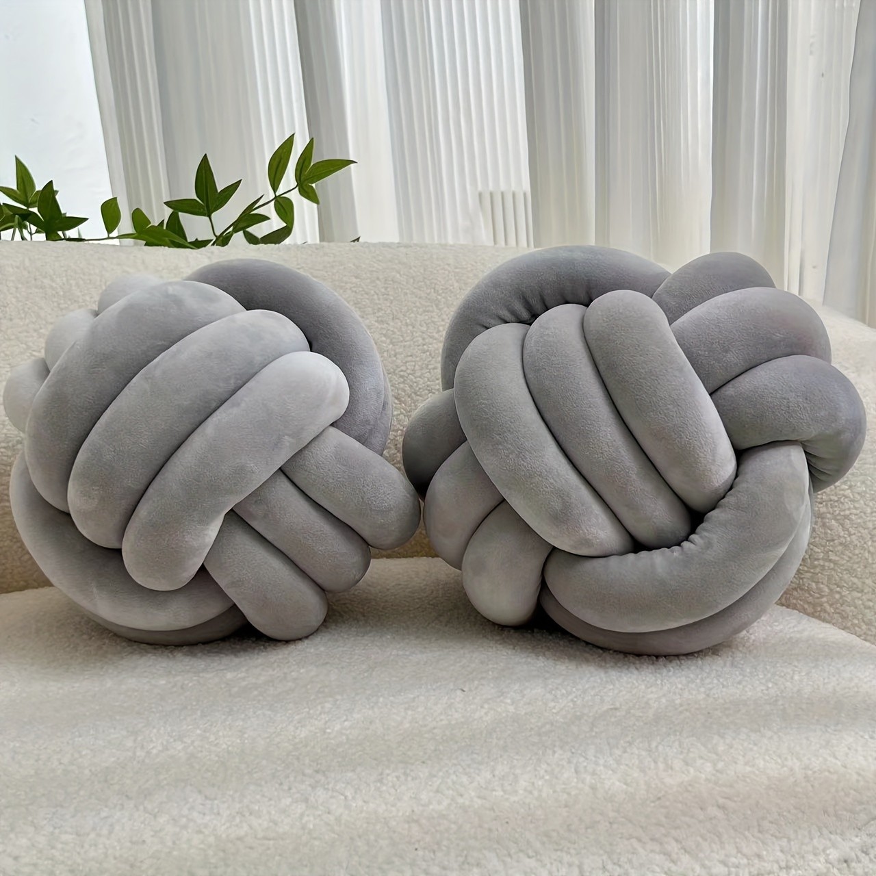 YLBKIKR 2pcs Round Knotted Throw Pillows Plush Geometric Pattern Cushions for Comfortable and Stylish Home Decor