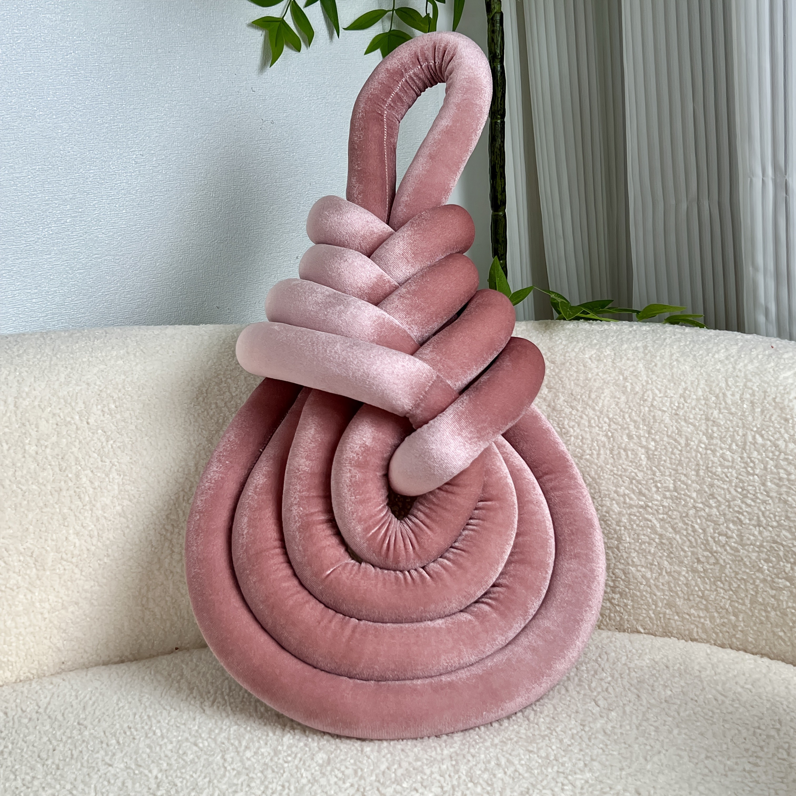 YLBKIKR Handwoven Plush Short-Hair Cushion Luxury Decorative Accent with Knot/Teardrop/Baroque Design for Sofa, Bed, and Chair