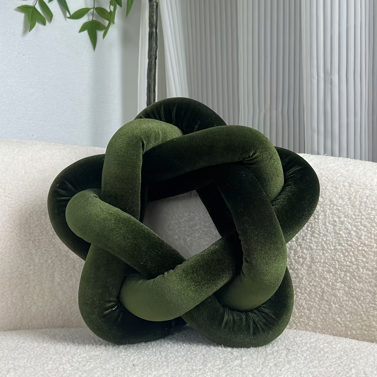 YLBKIKR Star-Knot Plush Throw Pillow Soft and Stylish Geometric Design for Sofa, Bed, and Living Room Comfort