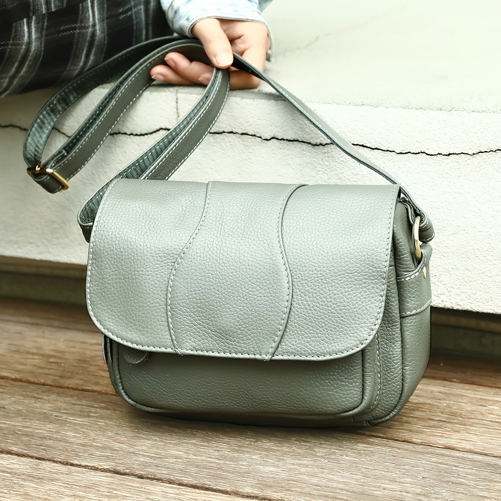 NIUCUNZH Unisex Genuine Leather Crossbody Bag Versatile, Durable, and Stylish for Daily Use and Travel