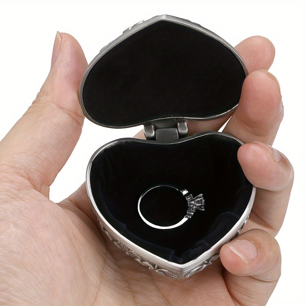 VISNFA Vintage Style Heart-Shaped Jewelry Box