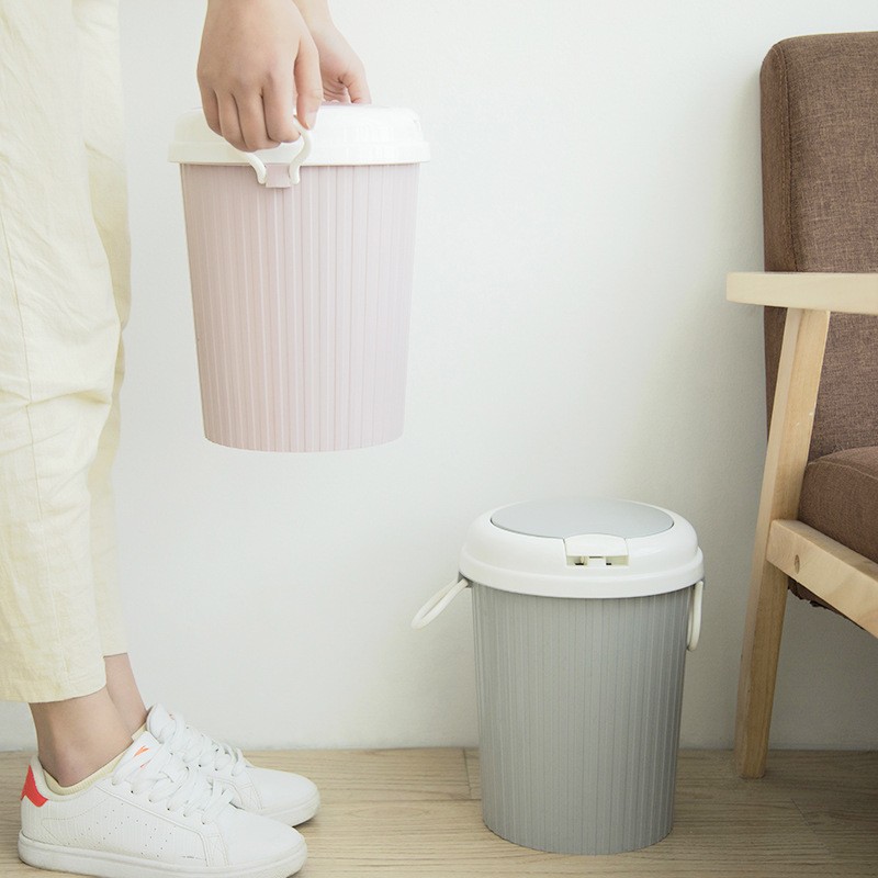Lift Top Trash Can