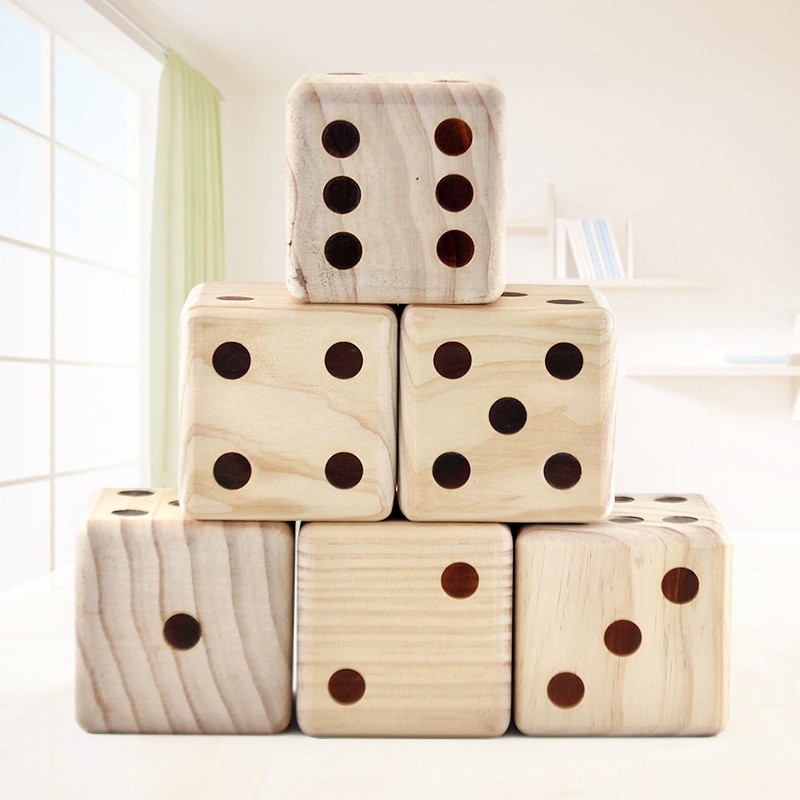 Giant Dice