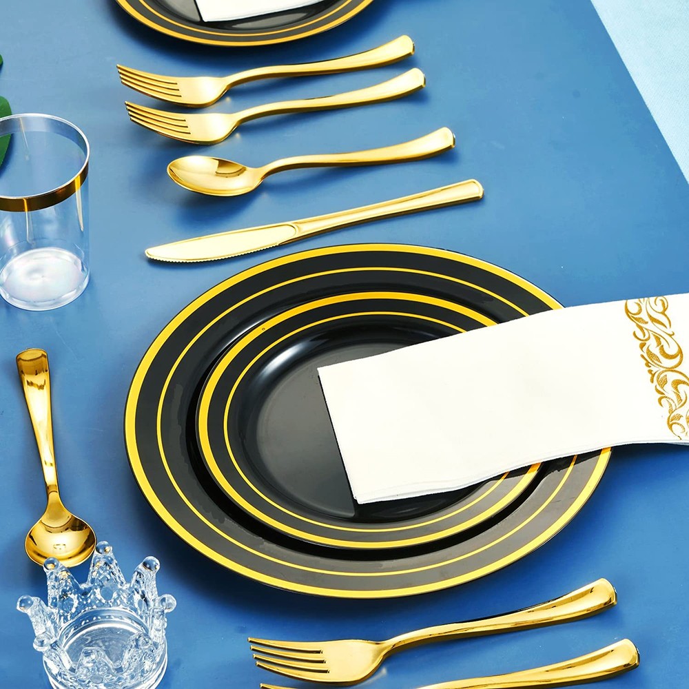 Plastic Dinner Plates