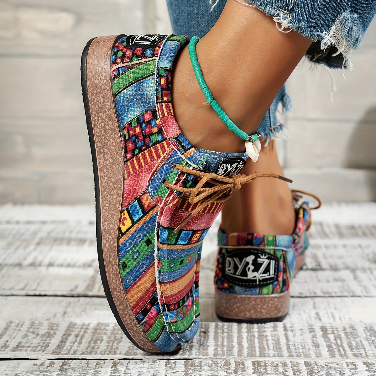 BYZI Men's & Women's True Sneakers