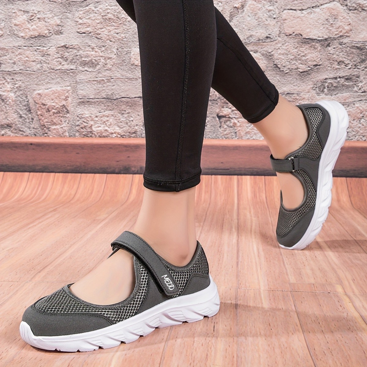 LEIJOP Women's Slip-On Sneakers with Cushioned Sole