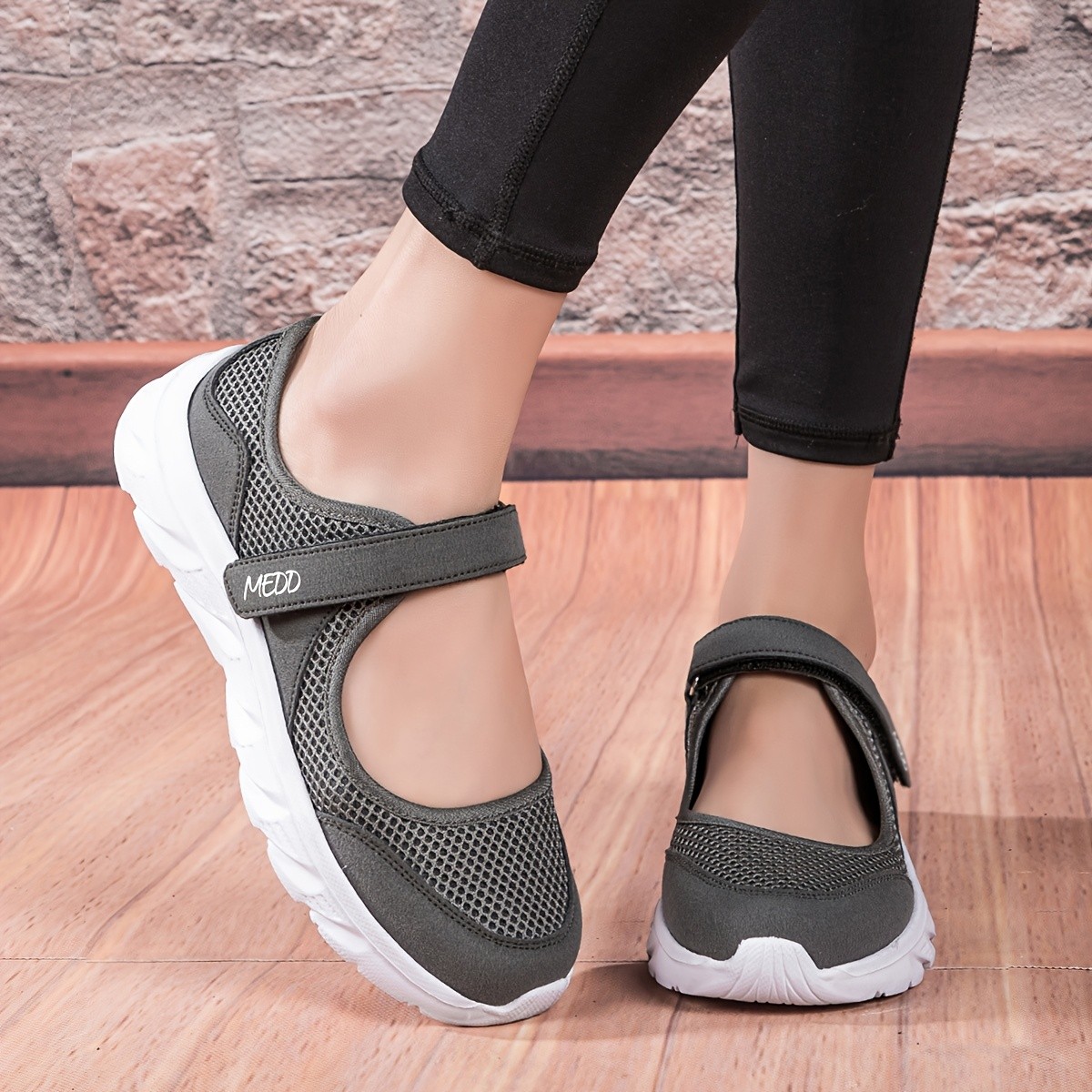 LEIJOP Women's Slip-On Sneakers with Cushioned Sole