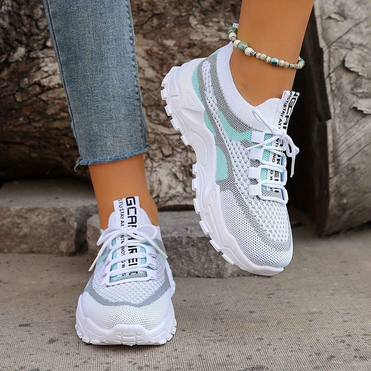 ZOSIVC Women's Color-Blocked Casual Sneakers
