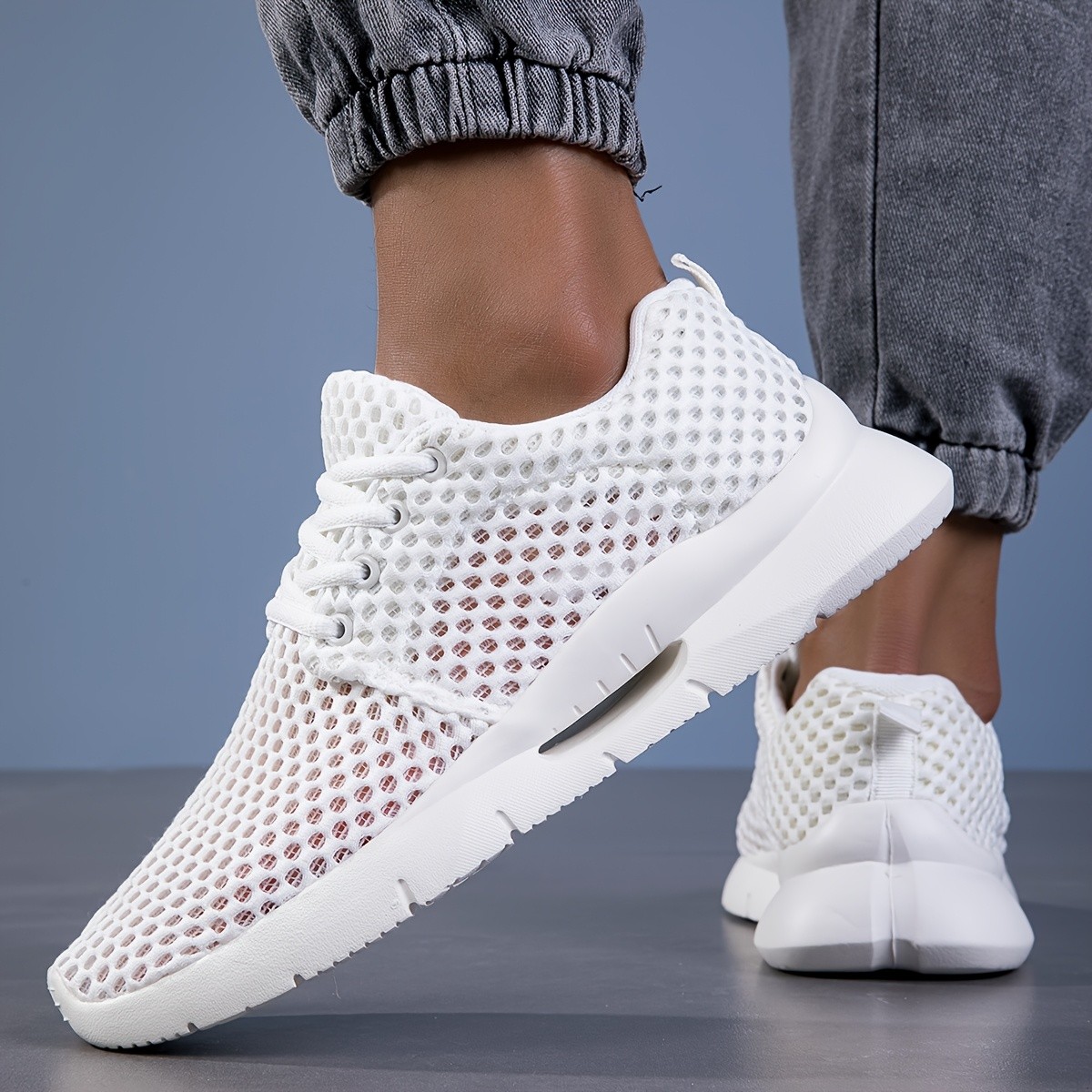 Men's Summer Mesh Breathable Casual Walking Shoes