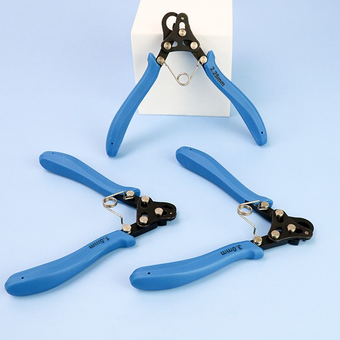 Step Looper Pliers