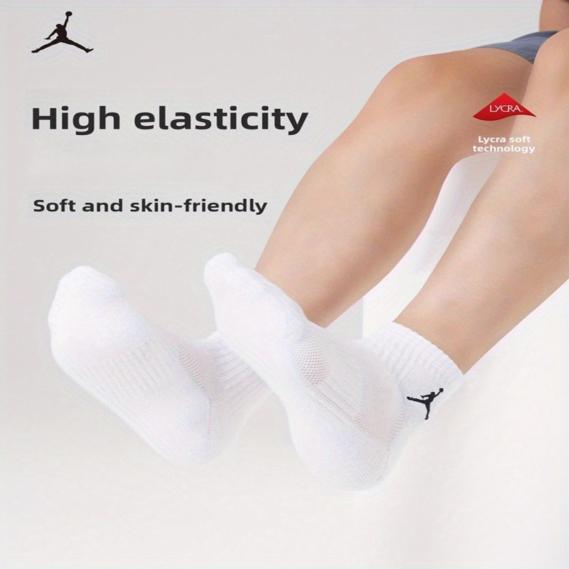 Nike Series Authentic Three-Pair Pack Men's and Women's Socks