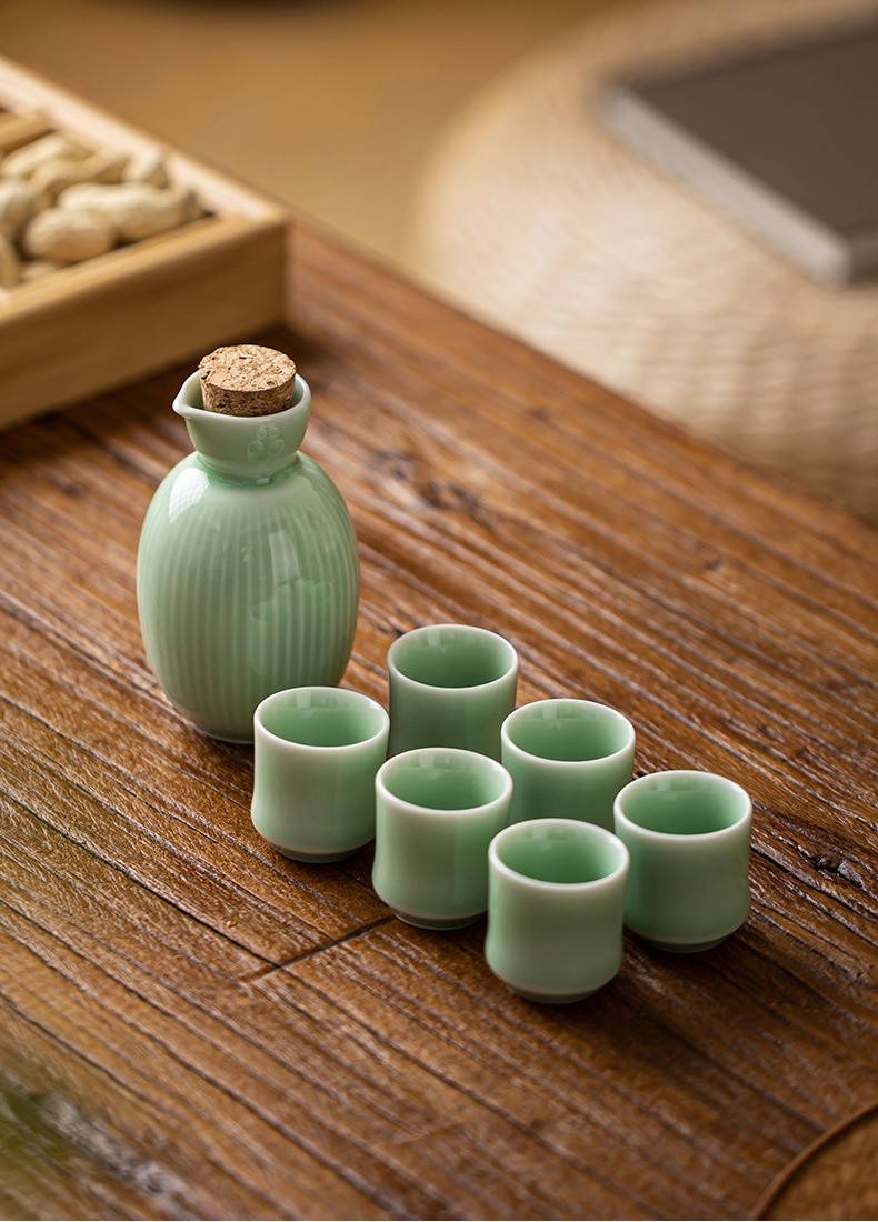 Small Wine Pot