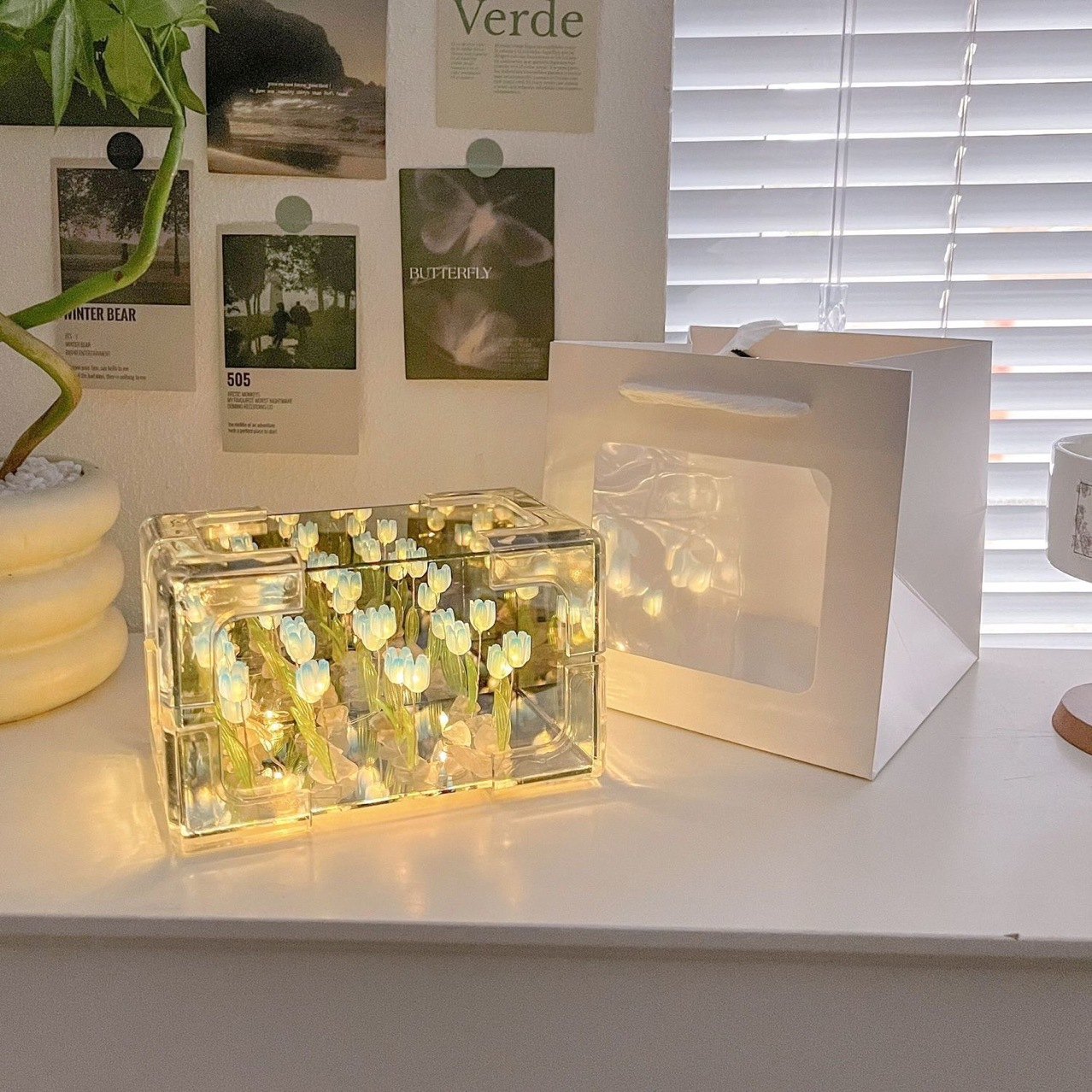 DIY Flowers Mirror Cube Lamp