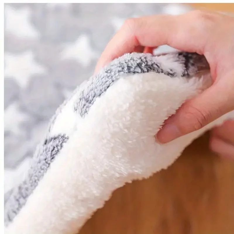 Pet Warm Thickened Mats
