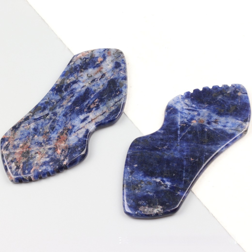 Natural Crystal Blue Grain Stone Beard With Teeth Scrapping Plate