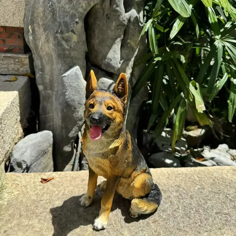 German Shepherd Resin Statue for Indoor Display or Outdoor Garden Decoration