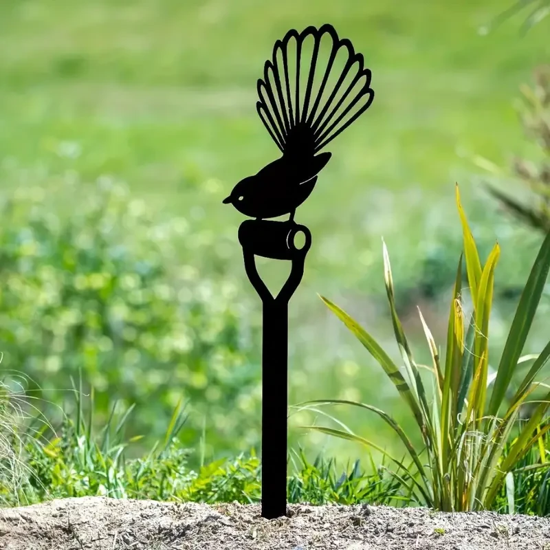 Charming 3pcs Bird Family Metal Garden Stakes  Outdoor Patio & Lawn Decor