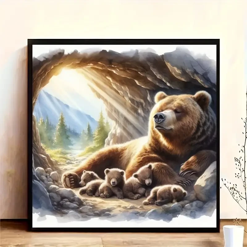 Full Drill Round Diamond Painting Kit - Stunning Bear Design