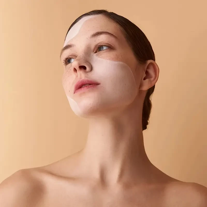 30g Deep Hydration Moisturizer Bottle for Flawless Skin, Locks in Water, Perfect Gift Option