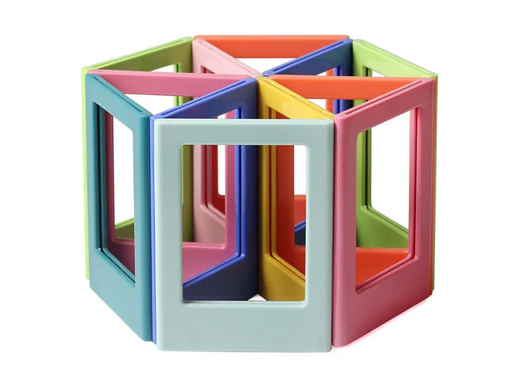 Simple magnet small photo frame