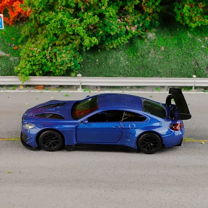 1:44 Scale BMW M6 GT3 Alloy Model Car, Blue, Collectible Toy Vehicle, Openable Doors, Kids Birthday Gift, Xbox One Interactive Game Figurine