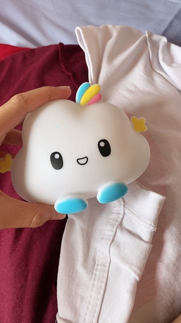 Energy Saving LED Night Light Cloud Pattern Decorative Night Light