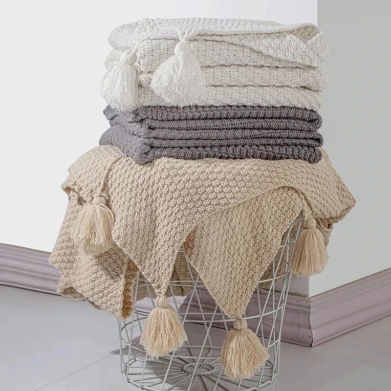 Multifunctional wool blanket