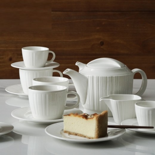 Blue Lotus Pure White Straight Pattern Coffee Appliance Milk Pot