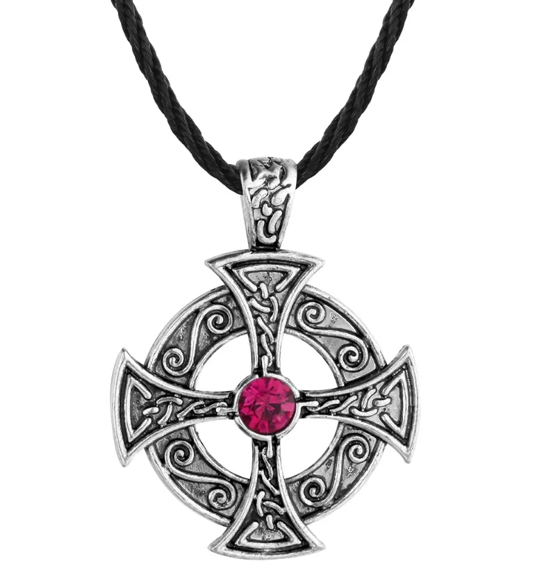 Round cross pendant
