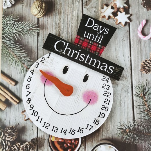 Holiday Calendar Wooden Christmas Ornaments