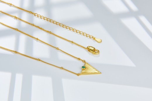 Simple Pendant Niche Design Necklace Electroplated 18K Gold Female