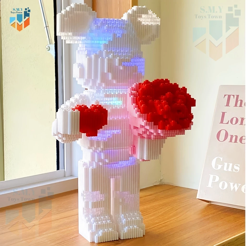 SMY Toystown Nano Blocks White Flower Violent Bear 3D Model, Toys Block Stacking, DIY Construction Block, Animation Character