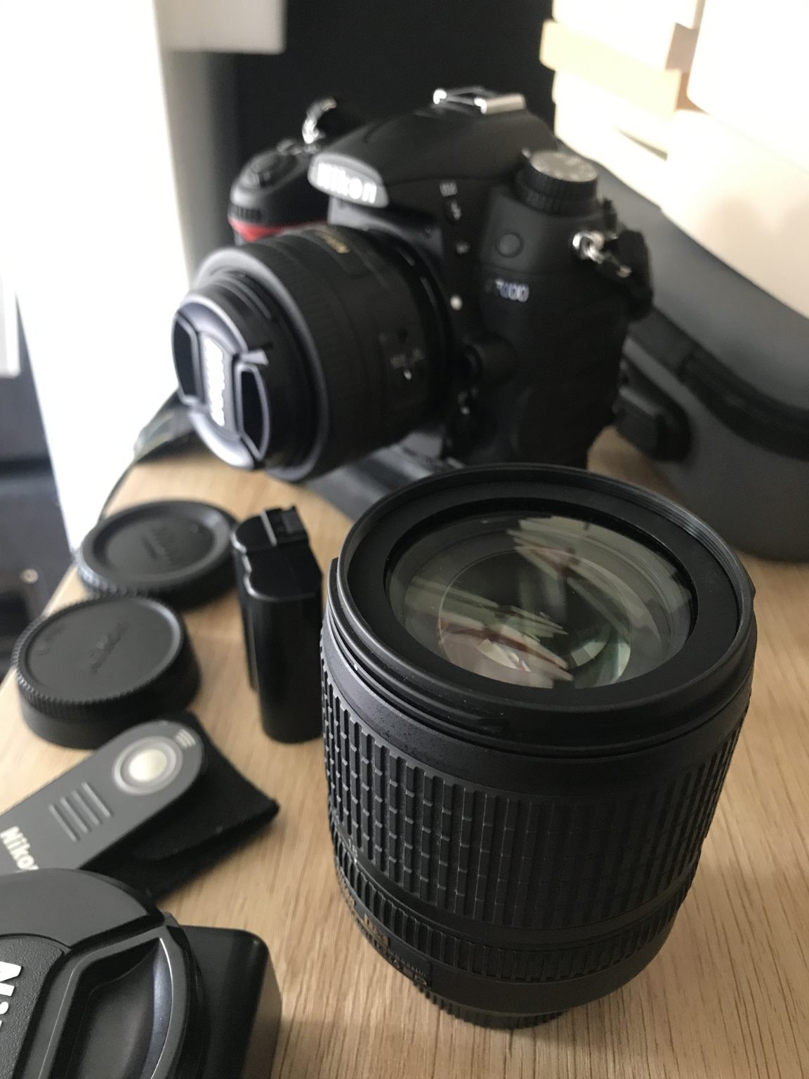 NIKON D7000 Digital Camera 16.2MP + Battery Grip + Nikon DX Lenses + Remote