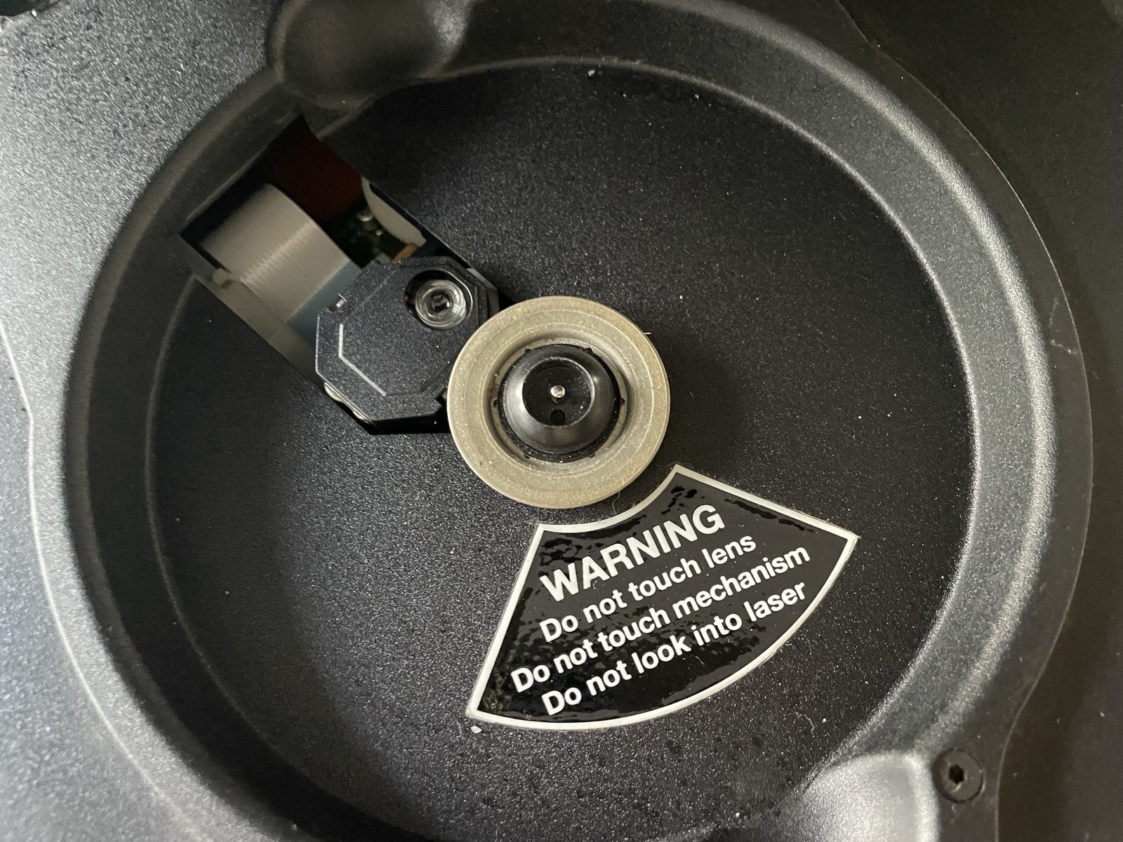 REGA PLANET 2000 CD PLAYER -Brand new laser mech. August 2024