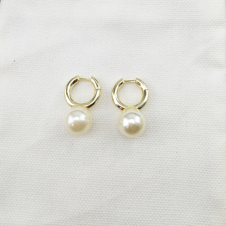 Earrings brass glass pearl earrings